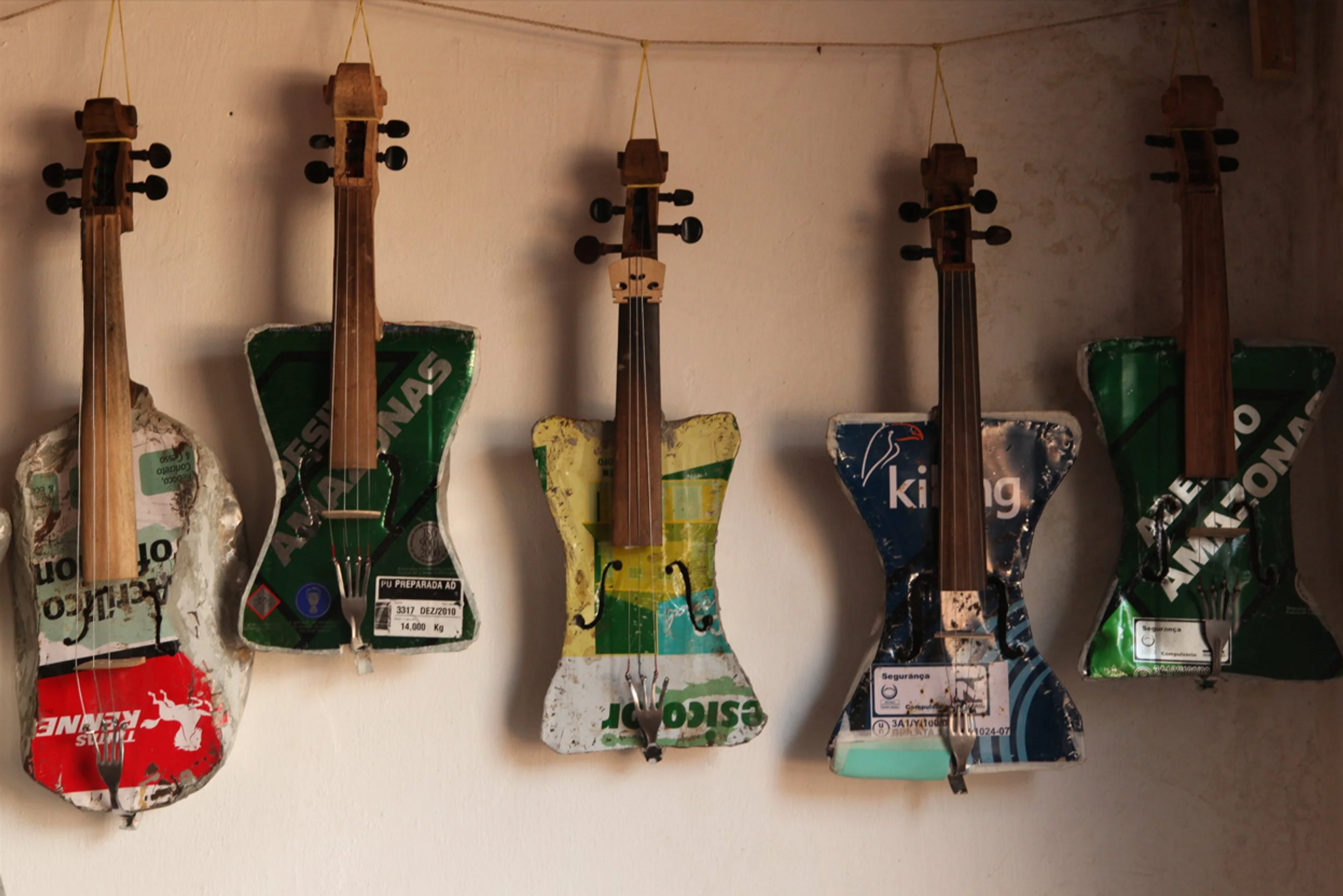 violins